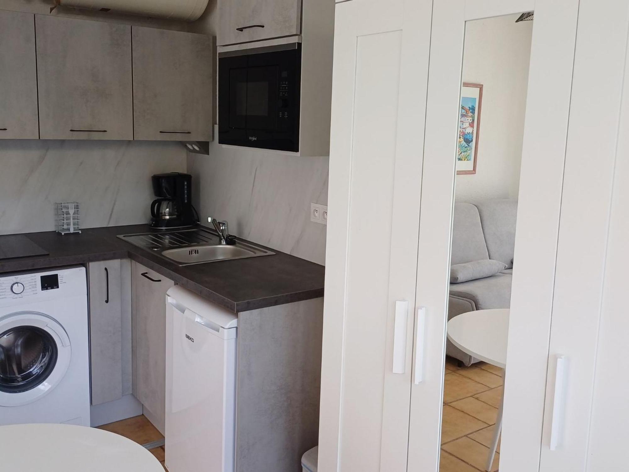Studio Antares-1 By Interhome Cavalaire-sur-Mer Exterior foto